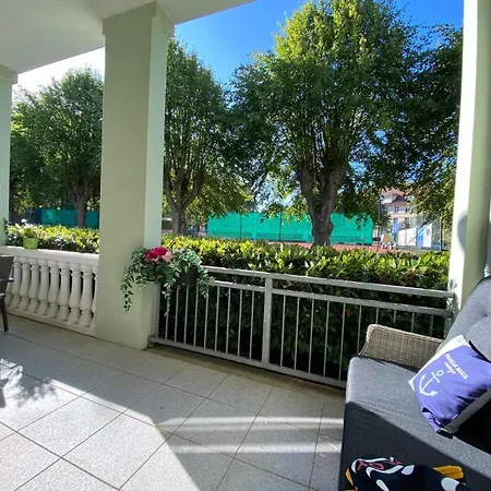 Palais Am Park - App. Luxembourg - Ostseebad Kuehlungsborn-ost * Ostseebad Kühlungsborn