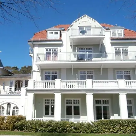 Palais Am Park - App. Luxembourg - Ostseebad Kuehlungsborn-ost *