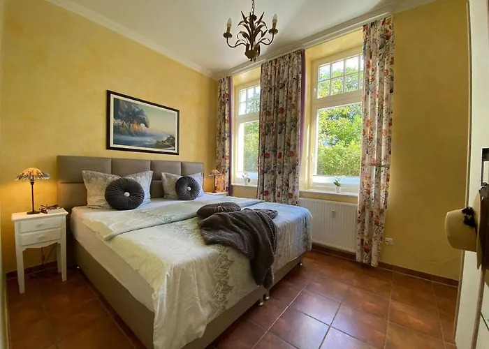 Palais Am Park - App. Luxembourg - Ostseebad Kuehlungsborn-ost Appartement *