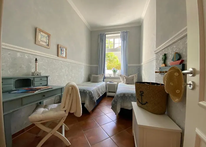 Appartement Palais Am Park - App. Luxembourg - Ostseebad Kuehlungsborn-ost