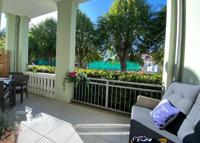 Palais Am Park - App. Luxembourg - Ostseebad Kuehlungsborn-ost * Ostseebad Kühlungsborn