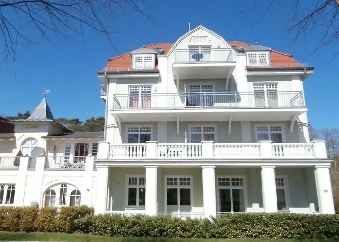 Palais Am Park - App. Luxembourg - Ostseebad Kuehlungsborn-ost *